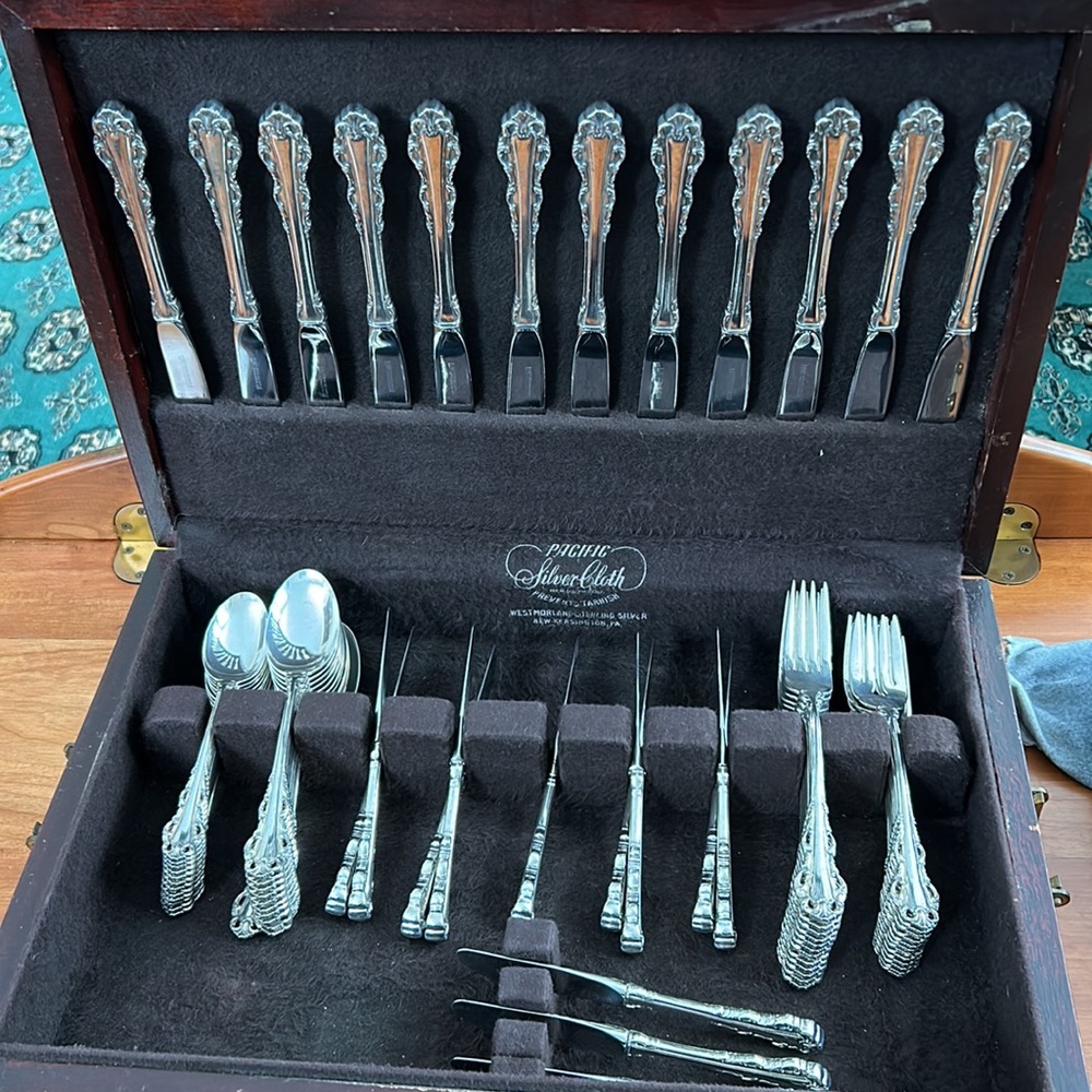 Sterling Silver 6 piece place settings by Lunt